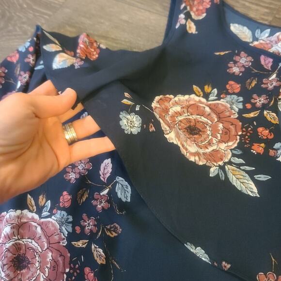 Eyeshadow Plus Size Lightweight Floral Open Shoulder Blouse - Picture 4 of 8